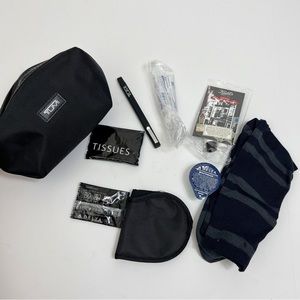 Tumi For Delta Airlines Travel Storage Overnight Toiletry Pouch SET